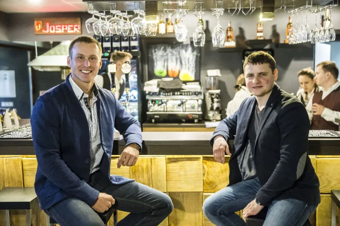 Vigantas Ovadnevas/„Žmonės“ photo/Jevgenijus Šuklinas and Ivanas Chomenko
