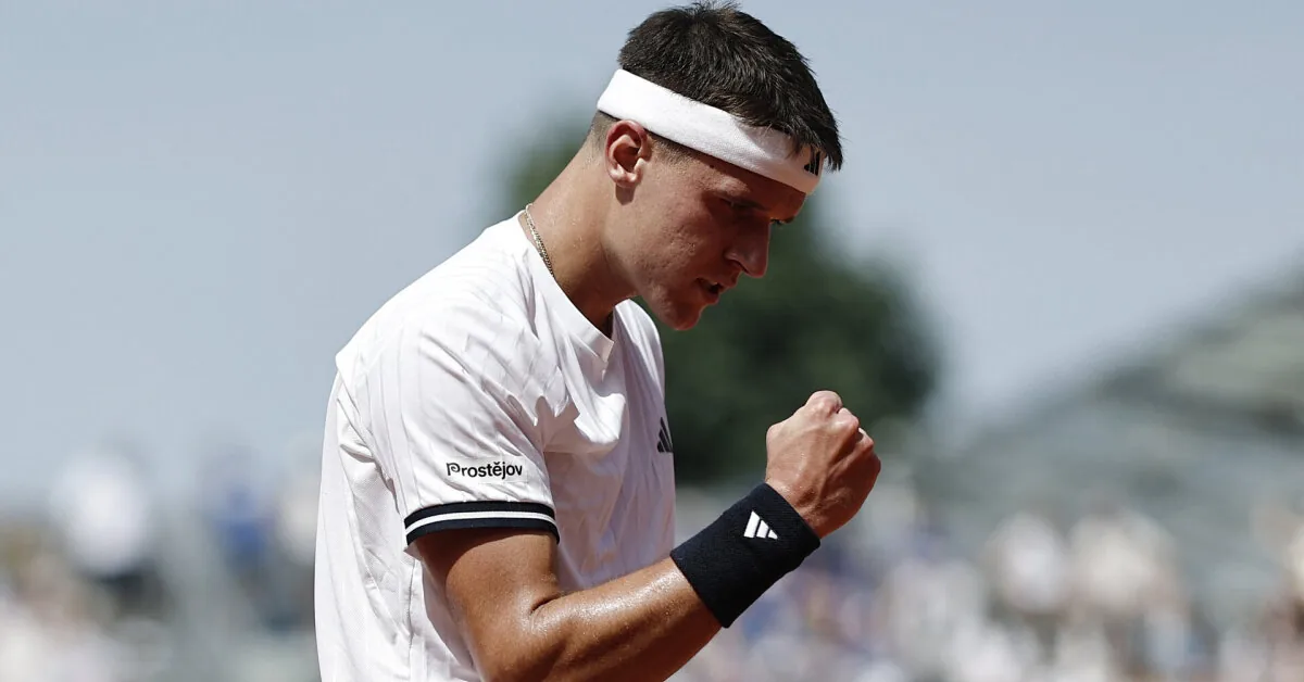 After running a nearly 5-hour marathon – ambulance for Czech tennis talent