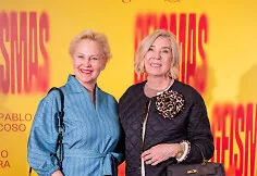 Guests of the premiere of the play „Geismas“