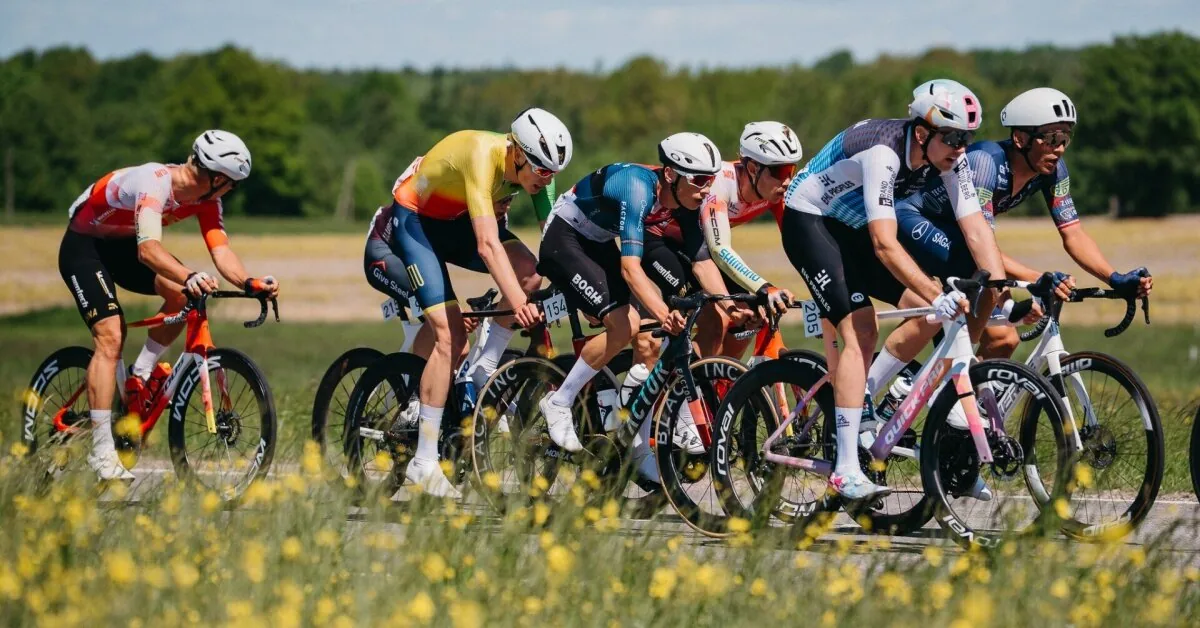 Starting with a strong wind, the largest cycling race in the Baltic countries began