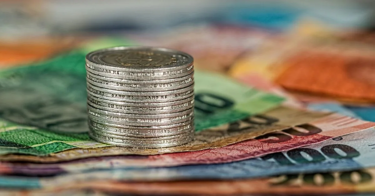 Does support for Ukraine really harm Lithuania's economy?