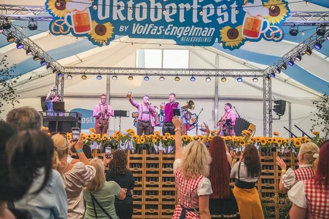 Photo by Ignas Gaižauskas/Kaunas 'Oktoberfest' again attracts crowds: more than half of the tables are reserved for the autumn event
