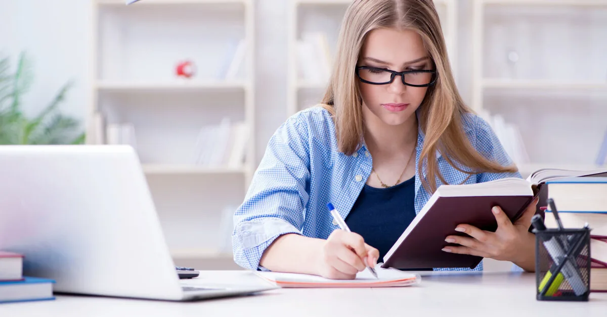 How not to get lost among notes and TikTok: apps for high school graduates before exams
