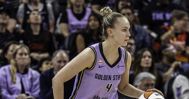As Jocytei stepped onto the court, the "Valkyries" heated up the WNBA champions