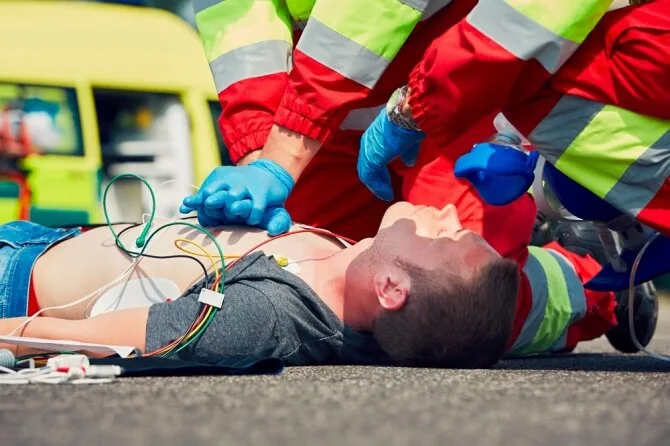 Shutterstock photo/Resuscitation