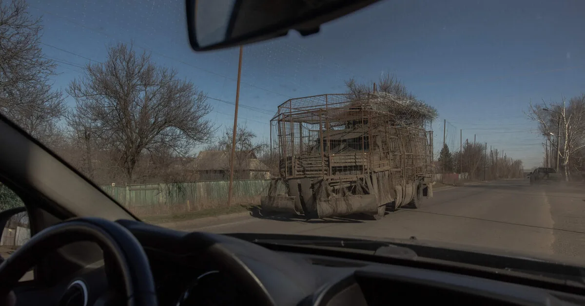 Ukrainos dronai vis dažniau taikosi į Rusijos karinės logistikos kelius