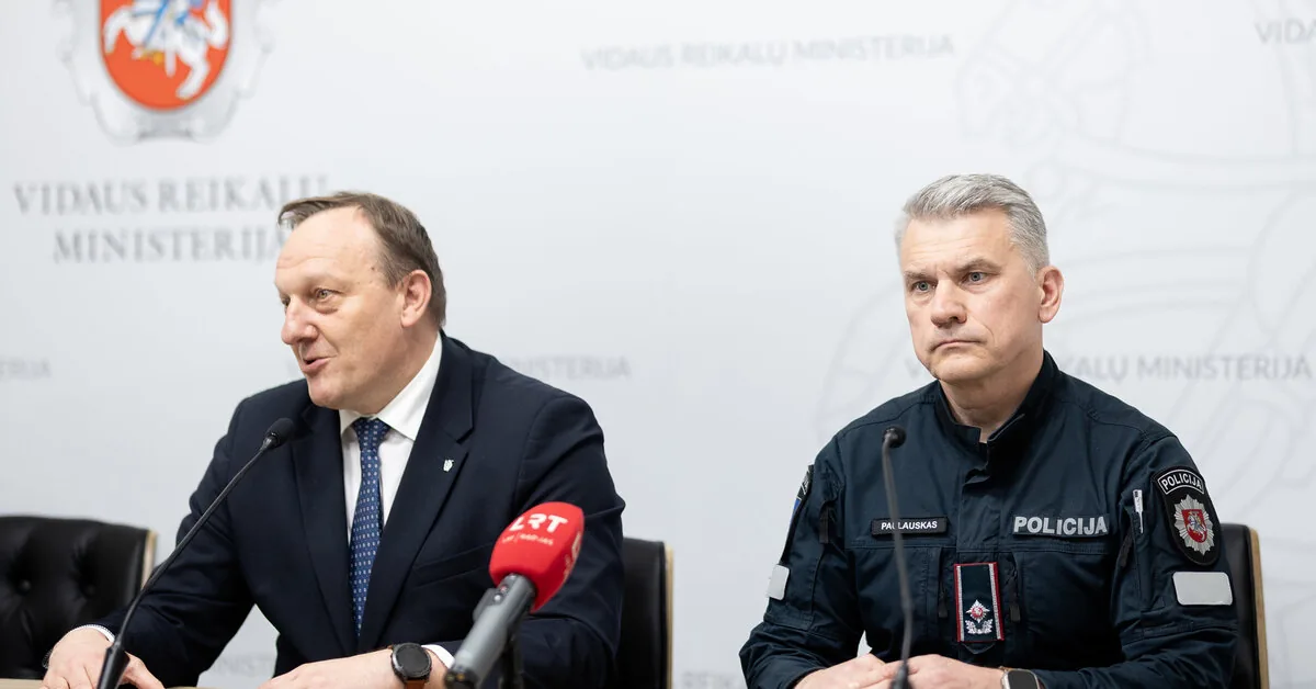 The minister calls the public statements of the police chief about the need for funds for next year political maneuvering