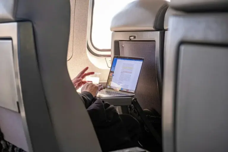 Pexels photo/Airplane
