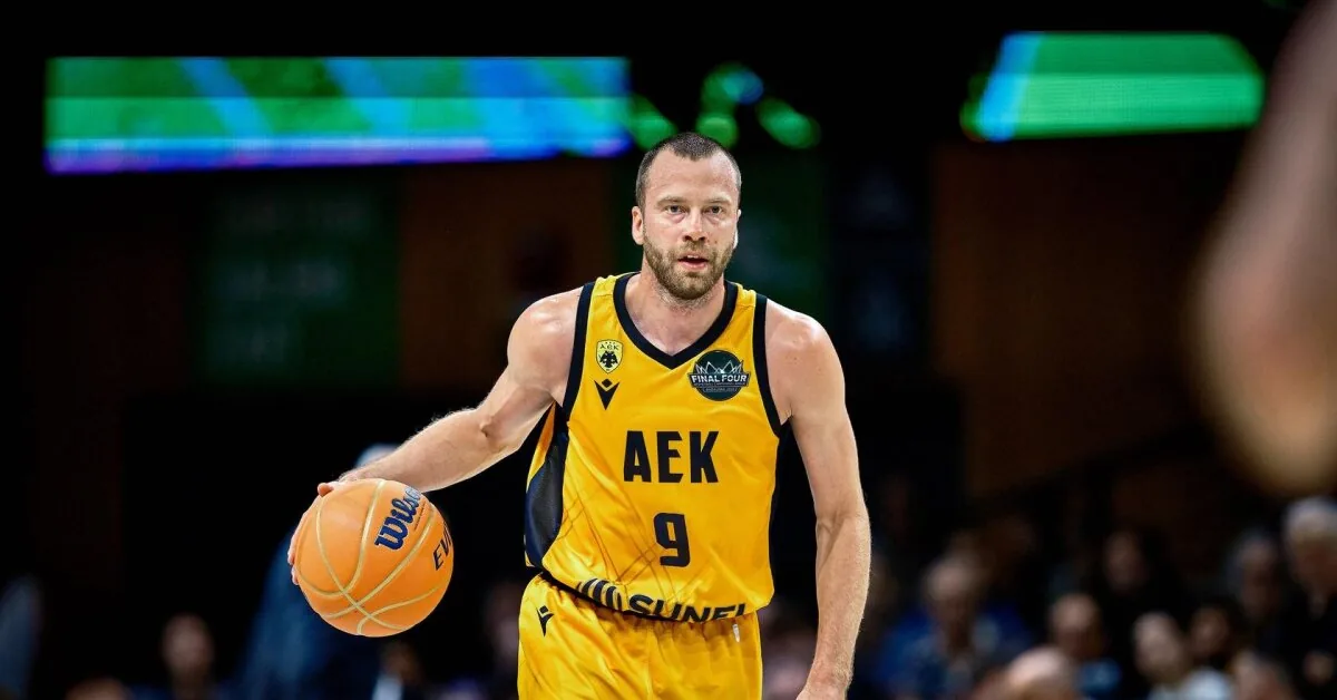 Kuzminskas and Lekavičius did not stop "Olympiakos" in the semifinals