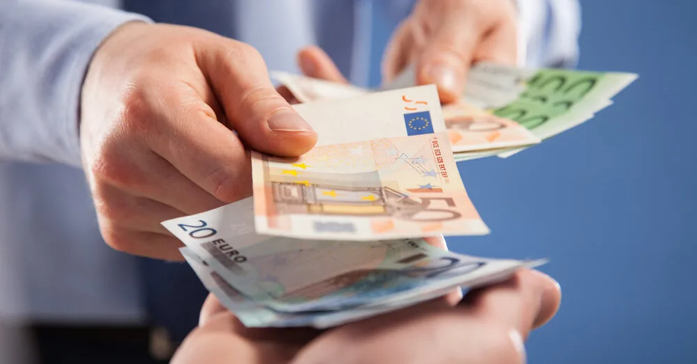 New from June: a lawyer answered whether an employer can say, "your colleague Rasa earns 2300 Eur"