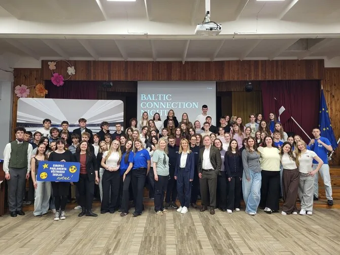 EP photo/Youth from Lithuania and Latvia gathered for the anniversary event of the 'Schools – Ambassadors of the European Parliament' (MEPA) program.