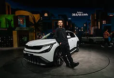 Vaidotas Žala and Gabrielė Martirosian inspected the new Škoda Epiq