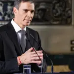 The Spanish Prime Minister continues to support the former leader who ended up at the center of a corruption investigation