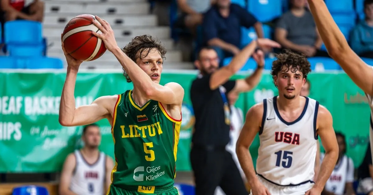 In the first match, the deaf basketball players could not resist the eternal champions