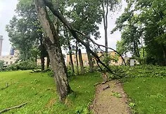 Viesulas nusiaubė Antanavo kaimą Kazlų Rūdos savivaldybėje