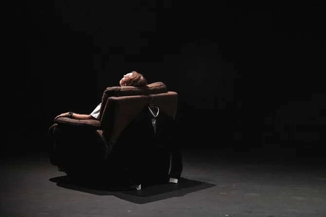 Photo by Rokas Morkūnas/Scene from the play „Stand-up for Meaning and Meaninglessness“