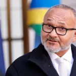 Saliamono Salų premjeras žada peržiūrėti saugumo paktą su Kinija