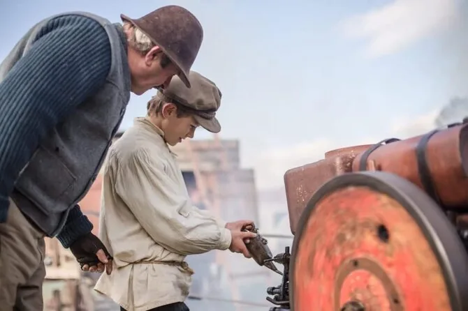Photo by Pakruojis Manor / What to do on Father’s Day: antique cars, record sausage, and manor secrets