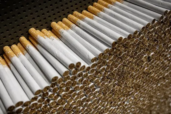 Police found 20,000 packs of cigarettes in a car stopped in Tauragė district