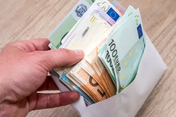 Community leader who concealed money received from clients received a court verdict
