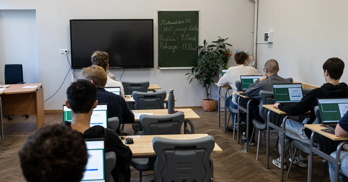 Tenth-grade achievement test results announced: check how they did
