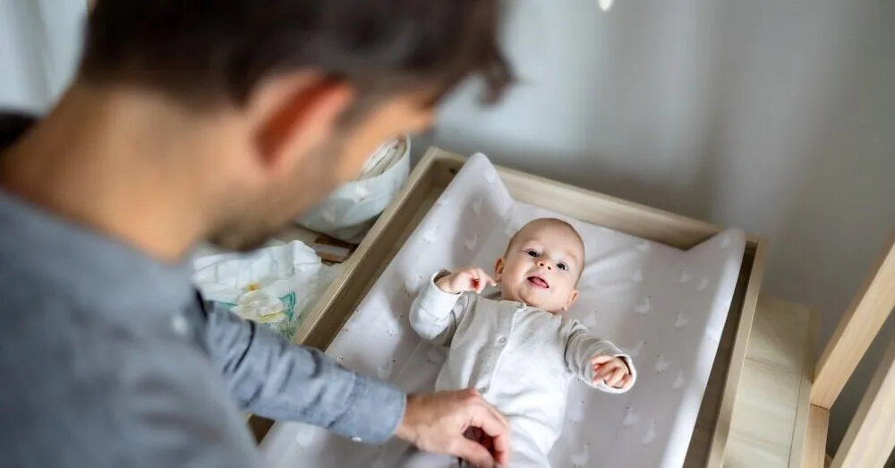Doctors, daily seeing the beginning of parenthood: the greatest gift to a child is not things, but time
