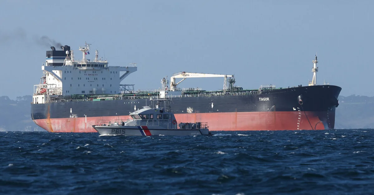 France released the Russian captain of the tanker detained in connection with Moscow