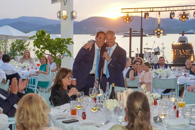 Vida press photo/Ralf Schumacher and Étienne Bousquet-Cassagne's wedding moment