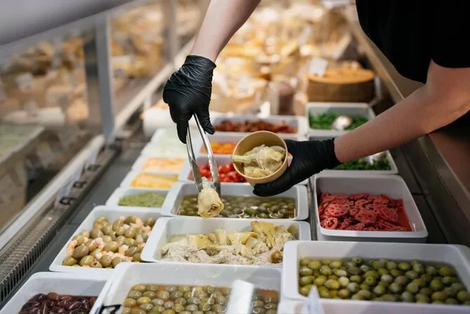 Organization photo / The assortment of „Assorti by Livin“ grew by almost half: presenting up to 7,000 healthy and gourmet products to customers