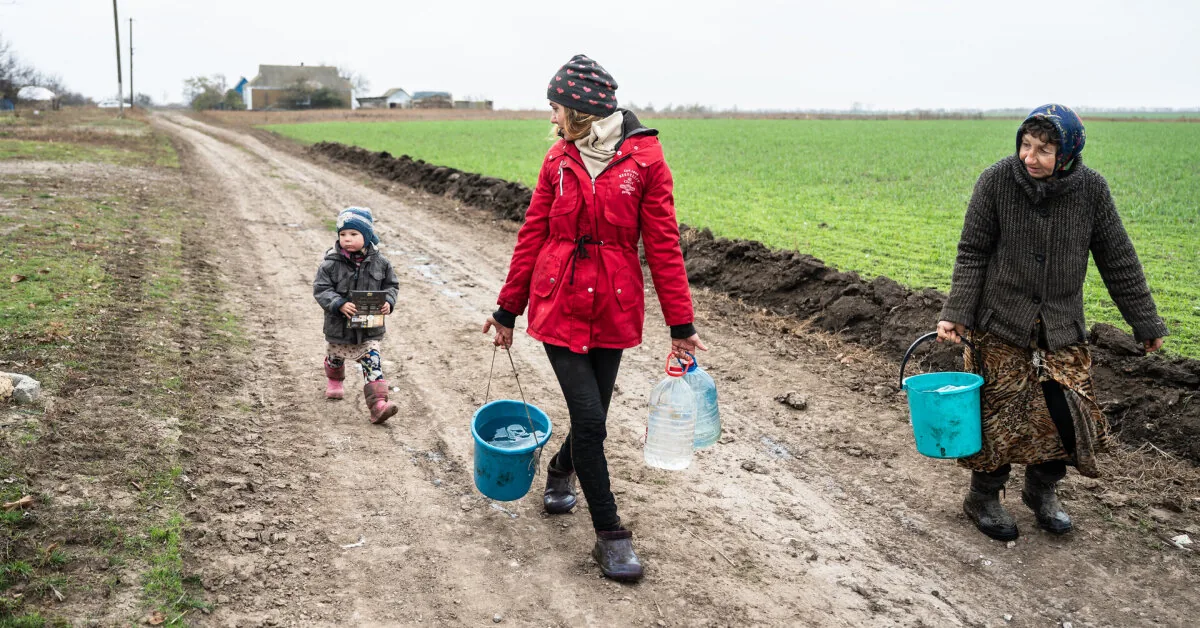 Water in the fire of war: nature and people left without water at Ukrainian Caritas photo exhibition