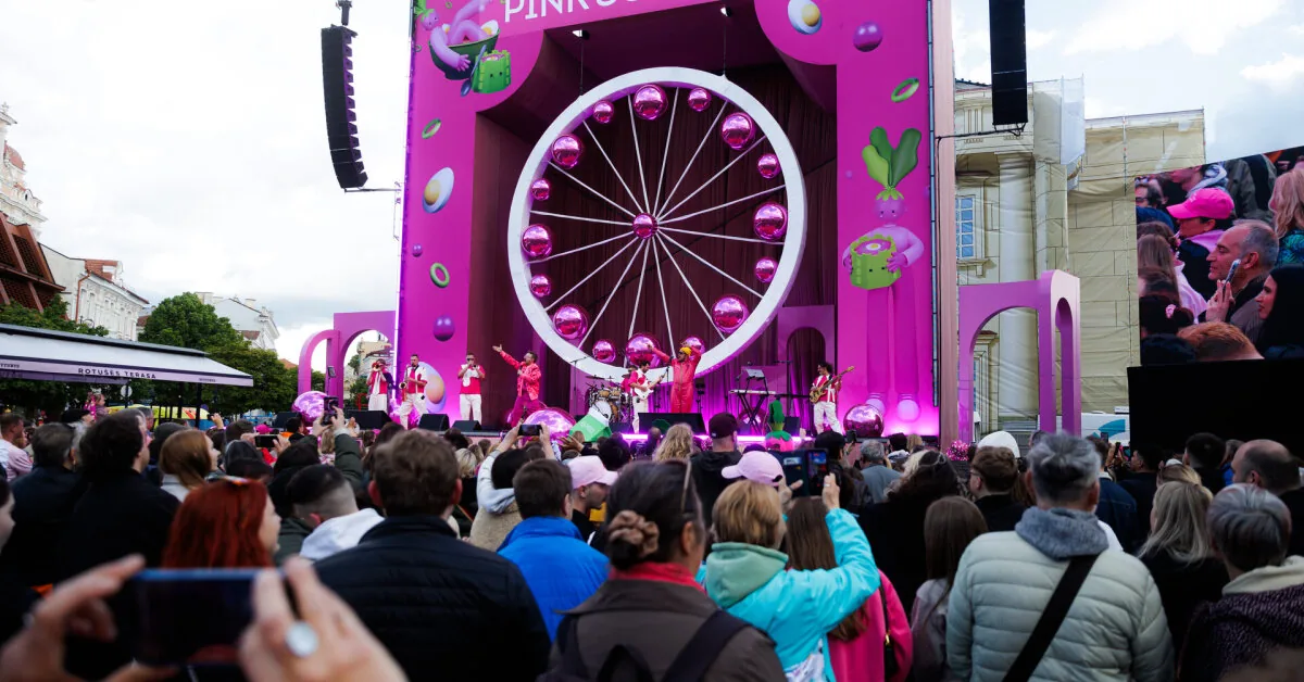 Cold Beet Soup Festival Energized Vilnius: Foreign Guests Spent More Actively