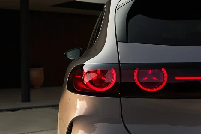 Mercedes-Benz GLC (Mercedes-Benz nuotr.)