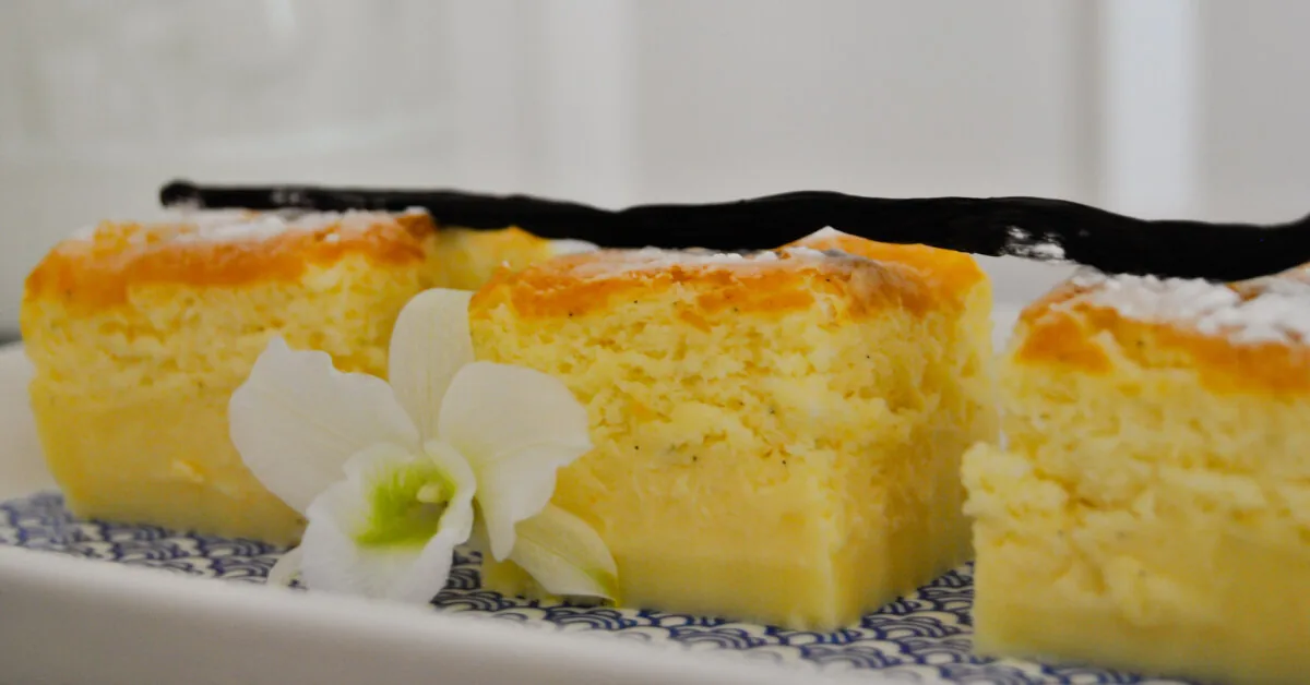 Magical cake, which divides itself into three layers: tasters compare to 'Napoleon'