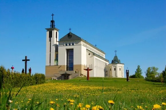 Wikimedia Commons photo/Domeikava Church