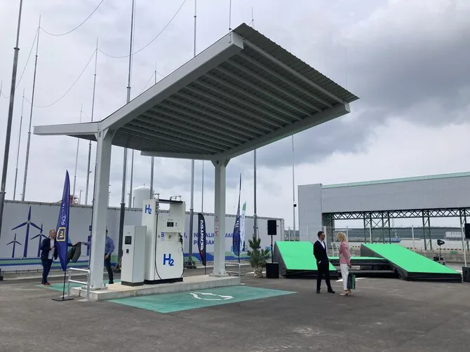 Aurelija Jašinskienė / 15min.lt photo/Hydrogen station in Klaipėda Port