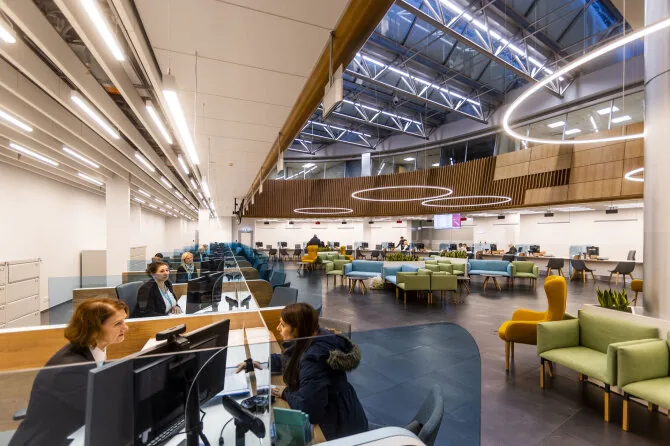 Irmantas Gelūnas / BNS photo / Renovated Centre of Registers customer service unit in Vilnius