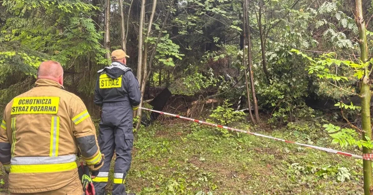 After long and difficult searches in the Polish mountains – a gruesome find: a crashed helicopter disintegrated