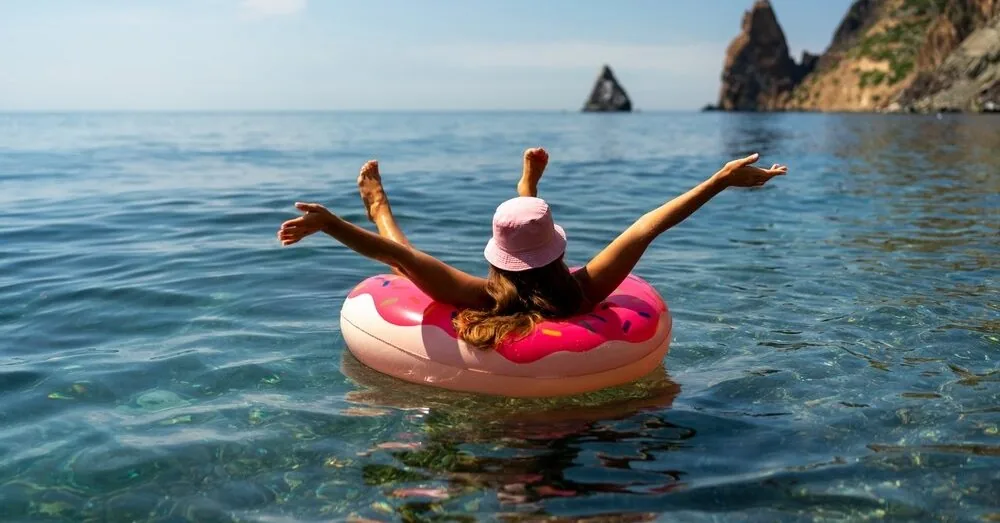 Revealed when it is cheapest to book a holiday: avoid this time if you don't want to overpay