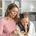 Pharmacist named dangerous signs: when a sick child must be taken to the hospital
