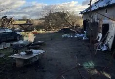 Povilas ir Monika su 6 vaikais kuriasi savo rankomis rekonstruojamame name Šilutės rajone
