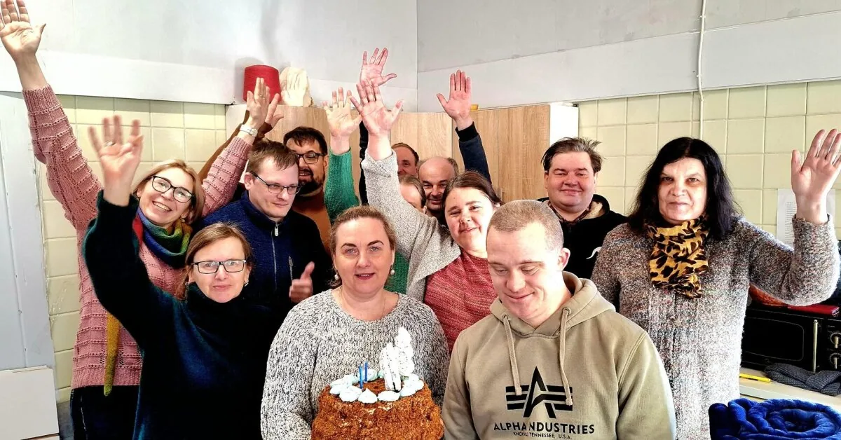 In Molėtai, people with disabilities don't paint, they work: "We assemble 13 thousand sockets per month."