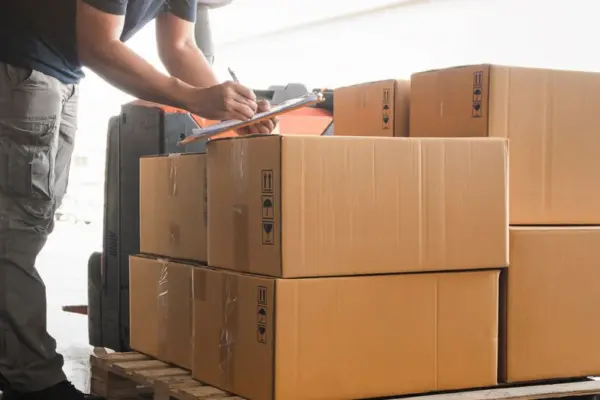 How many kilograms should an employee's health weigh? About parcels, boxes and when you can say "no"