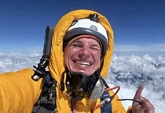 Aurimas Valujavičius climbed Mount Everest