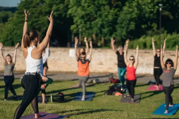 Yoga will merge with rave: Vilnius residents are invited to try specially created rave-asanas