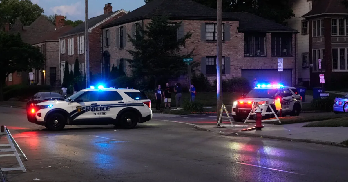 12 people injured in a shooting incident near a festival in the US