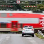 Political scientist Lašas, who bought a train ticket, was surprised by the price: do you want to get your money back for the discounts provided?