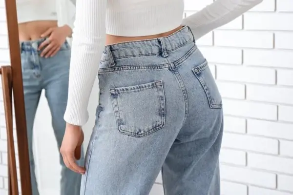 Attention, these jeans make you look fat: stylist shared which models to avoid