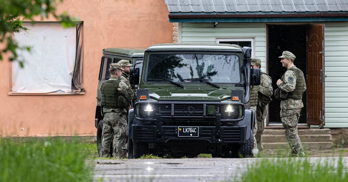 A German Air Force plane will fly back Lithuanian rescuers returning from Venezuela