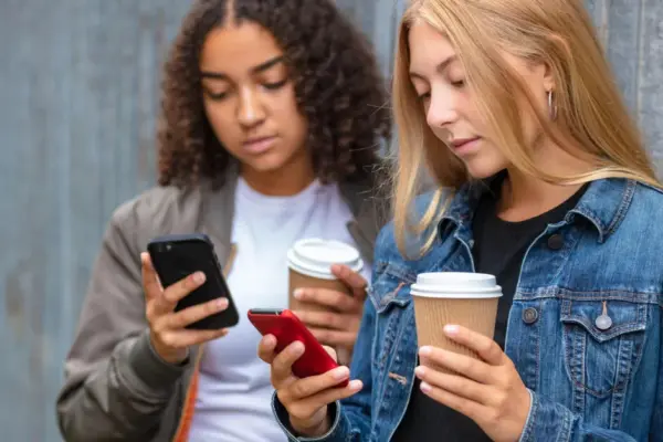 JK government proposes voluntary nighttime social media curfew for teenagers