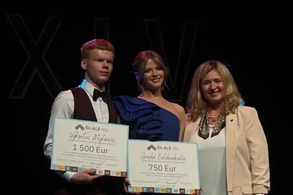Four perfect scores for one high school graduate: Šilalė recognized students' achievements with awards